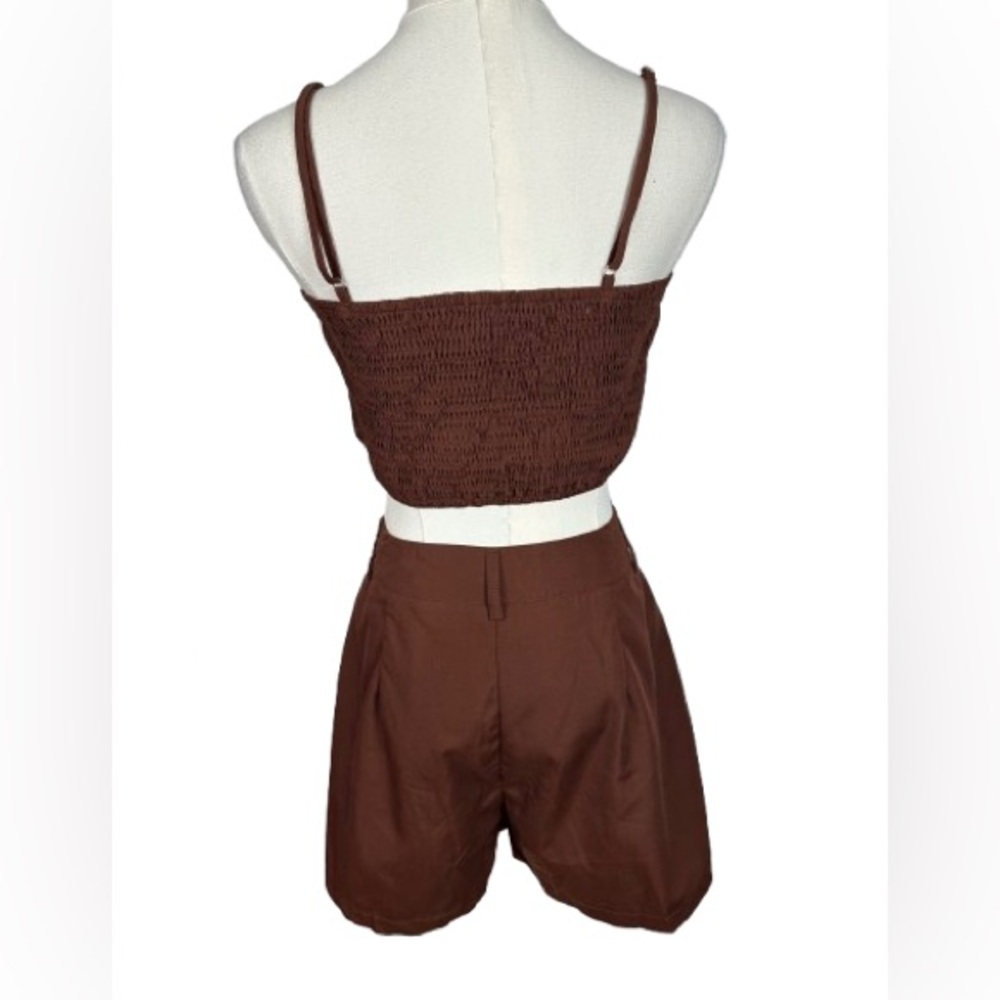 Cupshe Brown Tie-Front Crop Top & Shorts Set - Picture 3 of 6